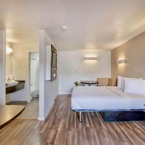 King Room Disability Access